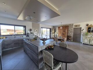  Villa à vendre 4 pièces 183 m²