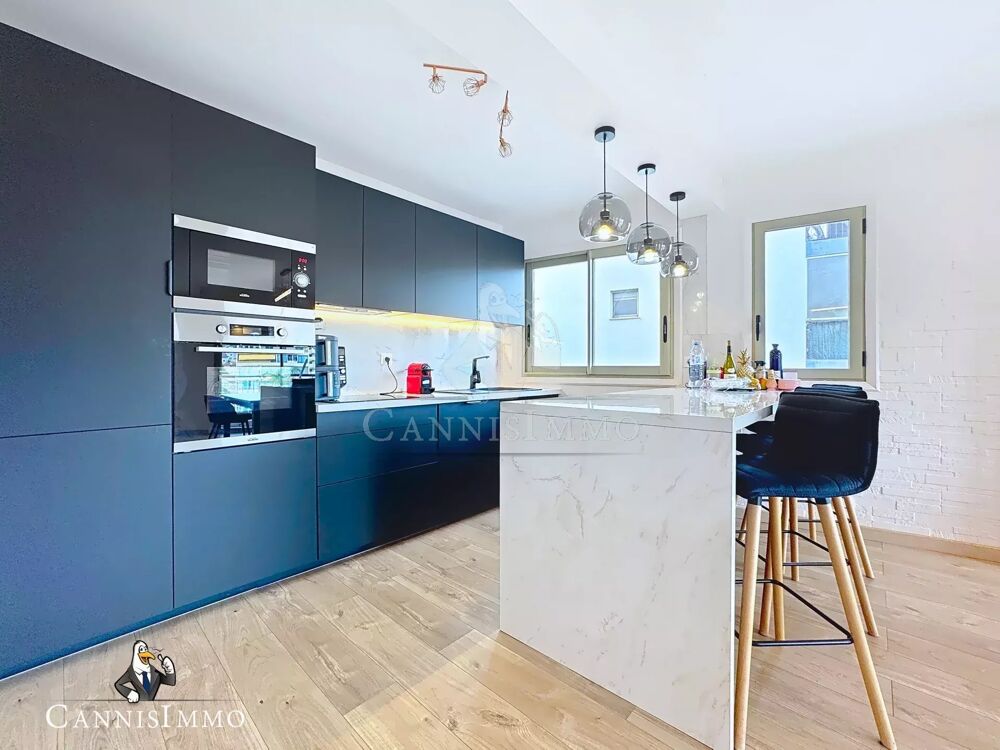 Vente Appartement LE CANNET - 4 PI�CES DE 110M2 R�NOV� - PARKING - CAVE Cannes