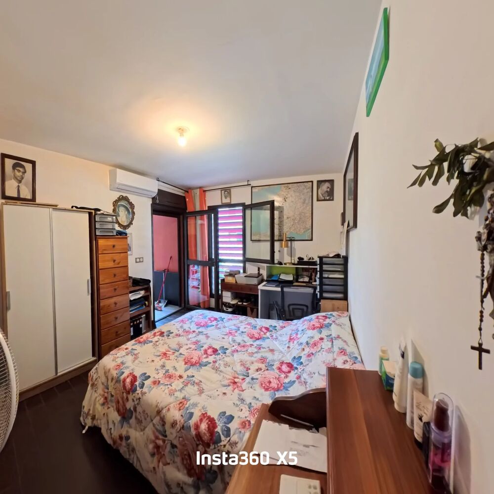 APPARTEMENT T2 À VENDRE  SAINT-PIERRE CENTRE-VILLE (97410)