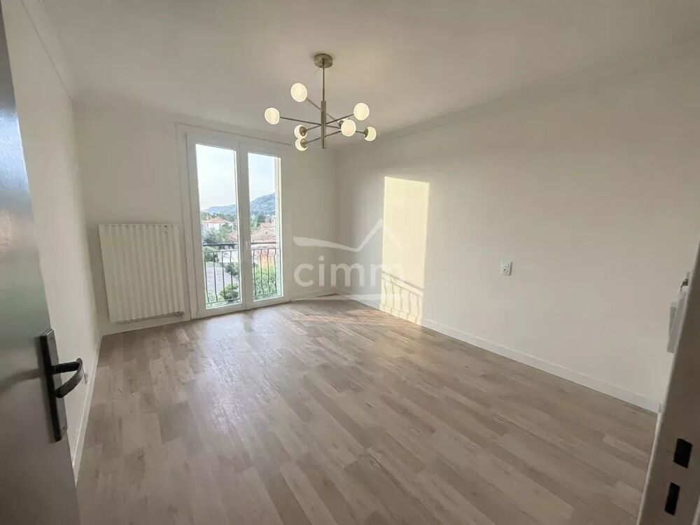 Appartement T3 de 80 m² refait à neuf