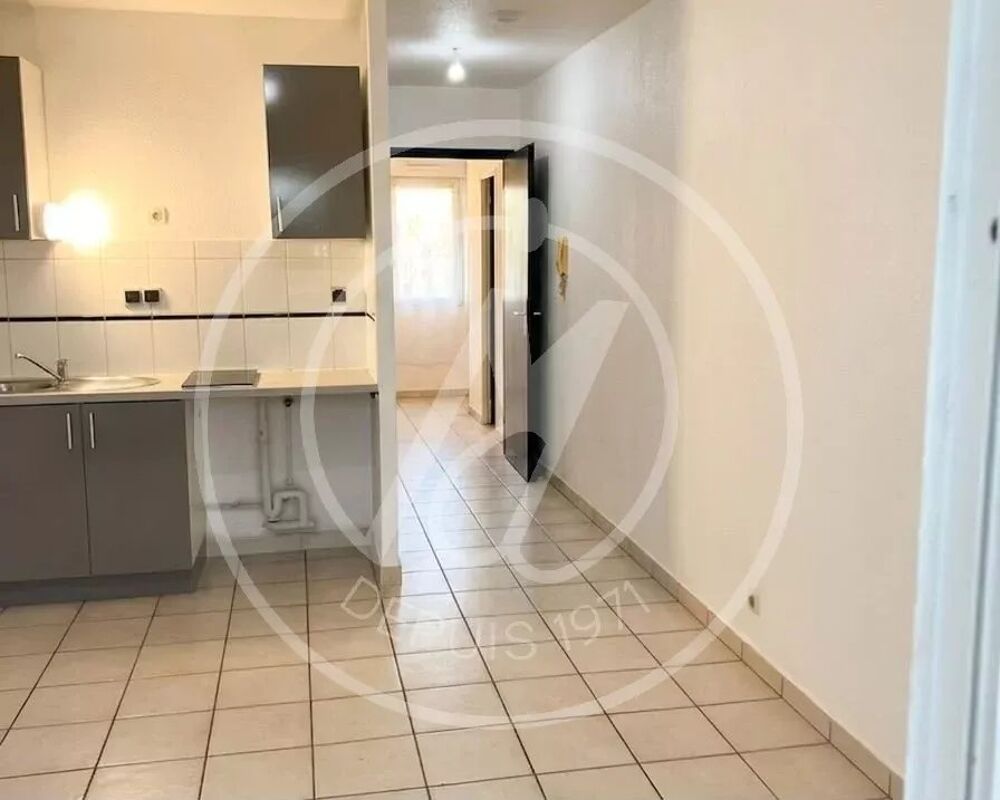À VENDRE : APPARTEMENT T2 AUX ABYMES - 139 000 euros