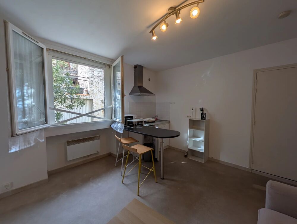 Appartement type 2 rez-de-chaussée