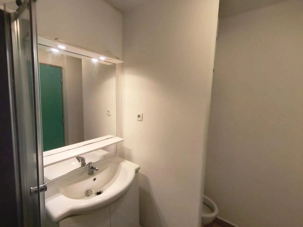 Location Appartement Appartement - 1 pièce - 20 m² Sainte-clotilde