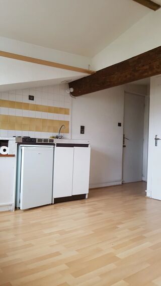  Appartement � louer 1 pi�ce 16 m�