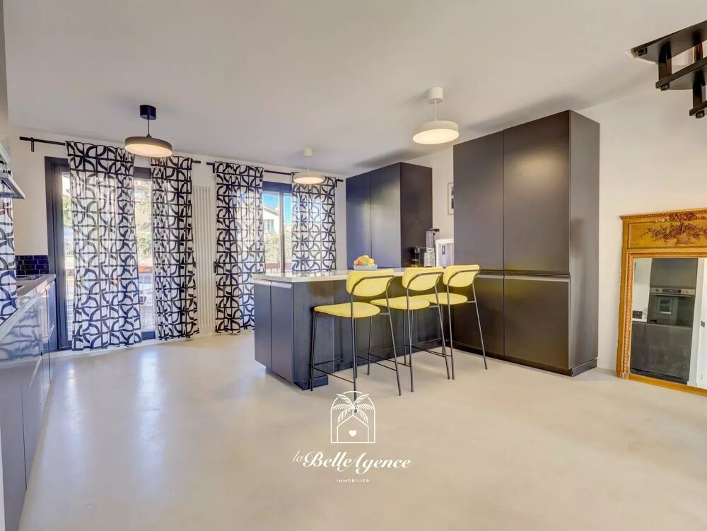 � vendre  Appartement Cagnes-sur-Mer (06800)