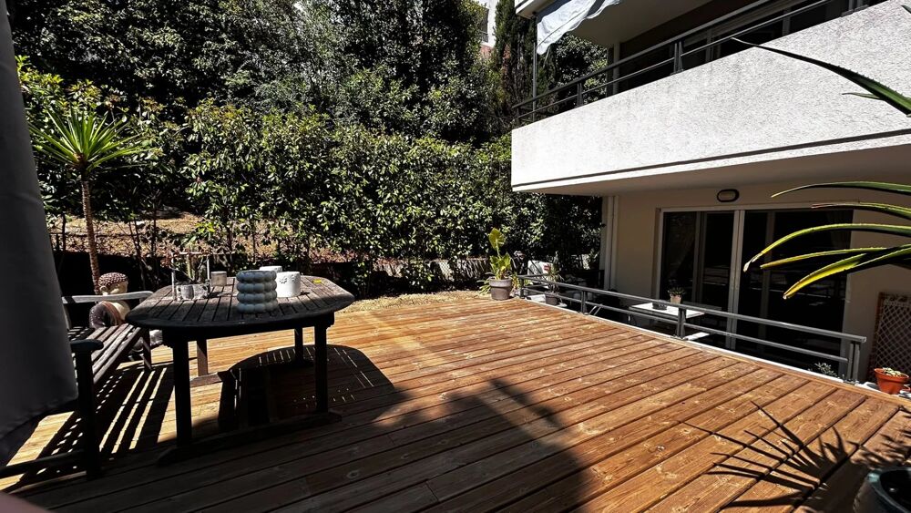 A vendre à Cannes Résidence de Standing Beau 2 pièces avec parki