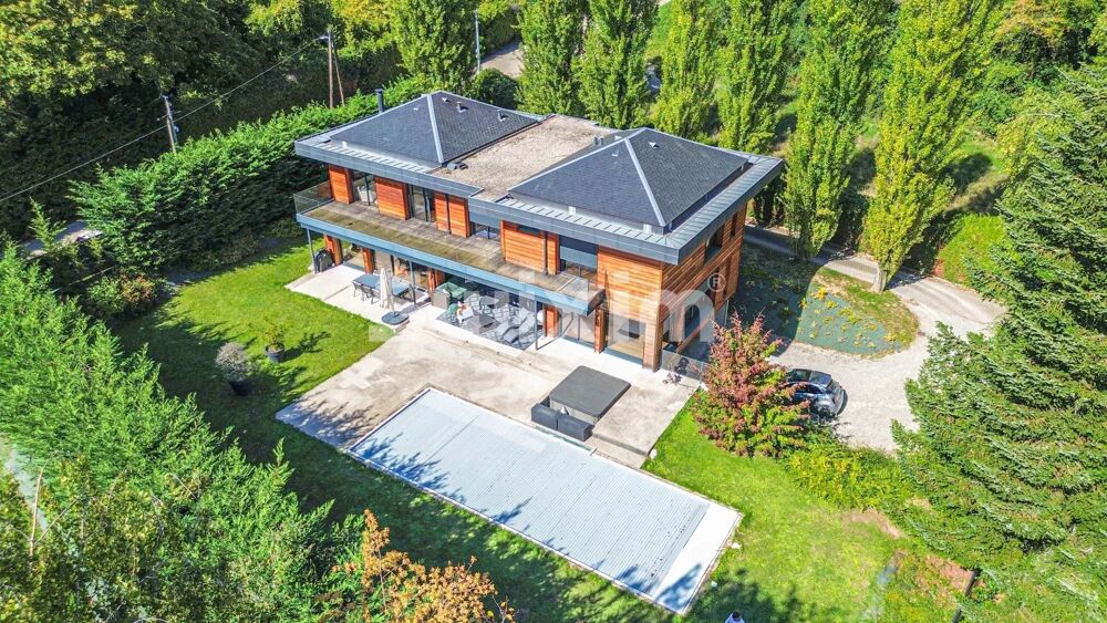 � vendre  Maison Divonne-les-Bains (01220)