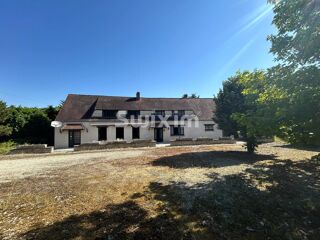 Vente Maison Propriété avec dépendances sur un terrain de 37 500m² Joux-la-ville