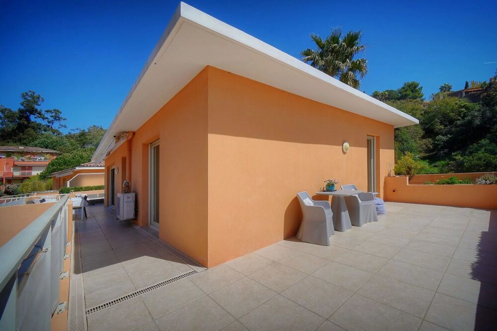Vente Appartement Théoule sur Mer - Penthouse avec terrasse exceptionnelle et vue Théoule-sur-mer