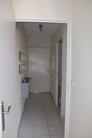  Appartement à louer 2 pièces 34 m²