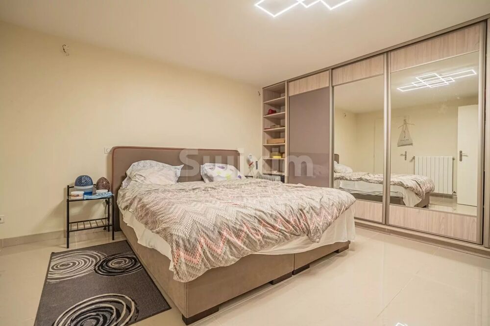 � vendre  Maison Gex (01170)