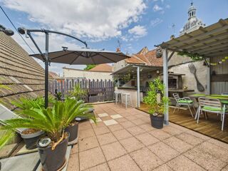  Maison � vendre 9 pi�ces 232 m�