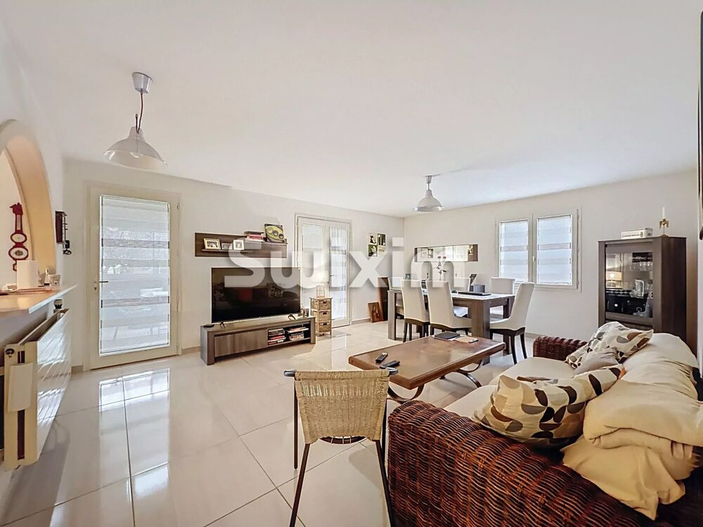 � vendre  Maison Ornex (01210)