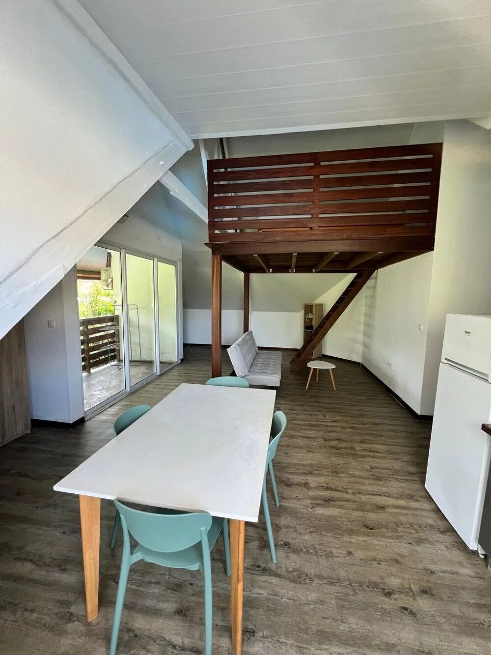 Votre appartement T1bis à deux pas de la plage de REMIRE MONTJO