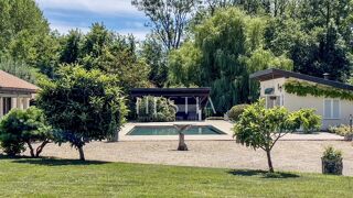  Villa  vendre 15 + pices 410 m Saint-genis-pouilly
