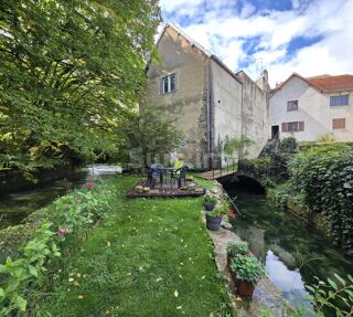  Maison � vendre 8 pi�ces 325 m�