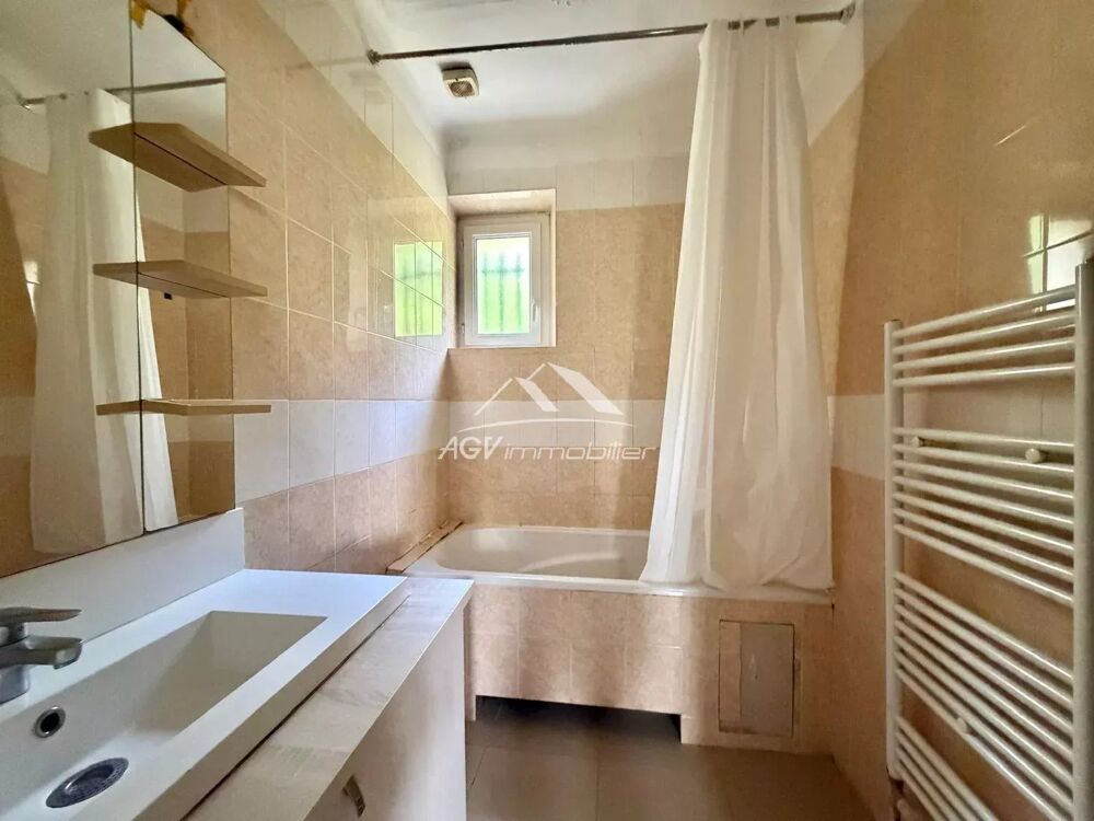 Maison Alès proche commodités sur 898m² de terrain