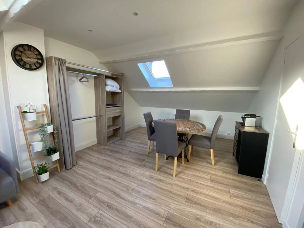 Location Appartement Studio meublé hyper centre-ville Saint-quentin