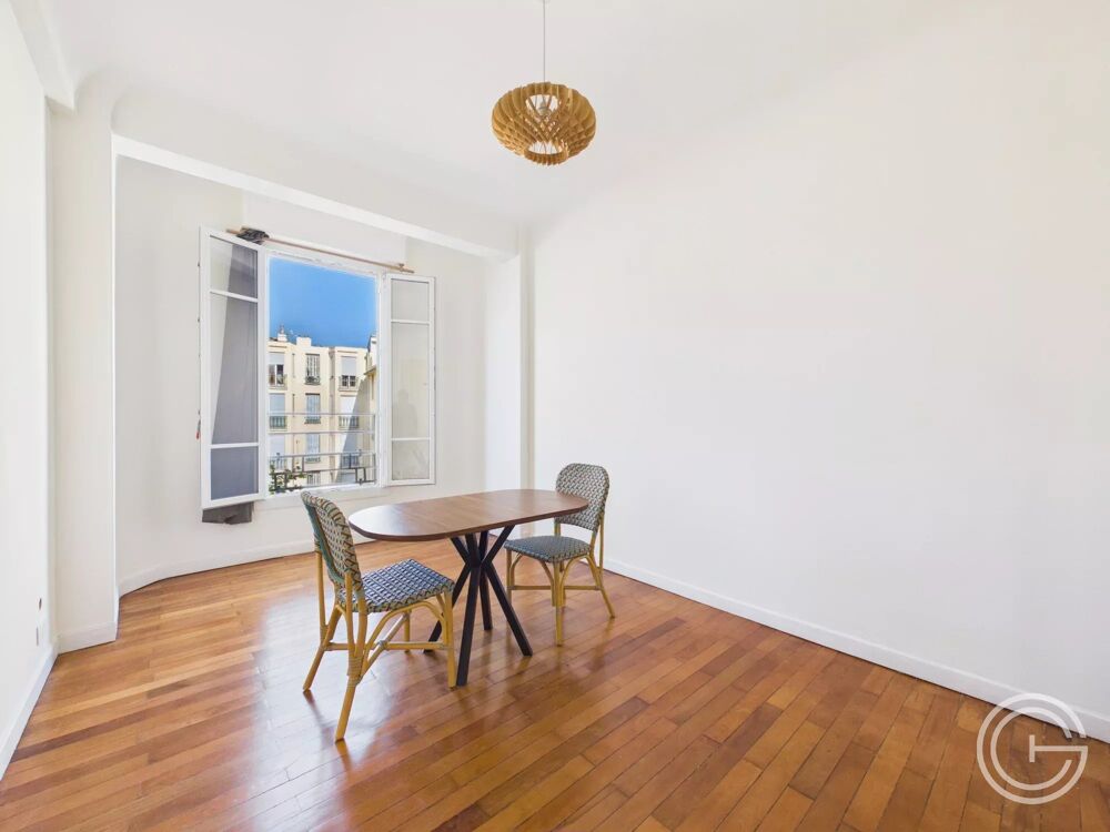 Location Appartement 3 PIECES MEUBLE - 4 RUE PERE AUGUSTE VALENSIN - NICE FLEURS Nice