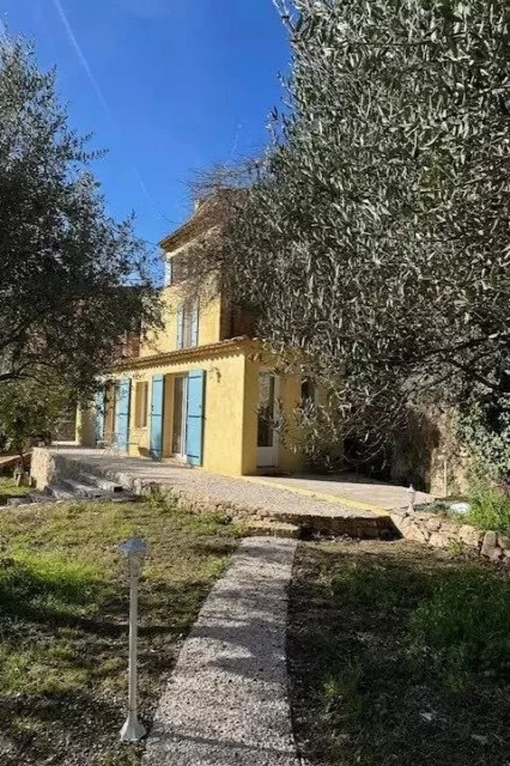 Maison de caractère à deux pas du centre de Cotignac