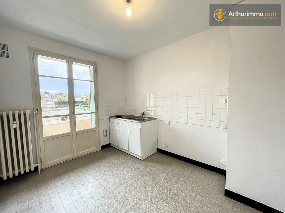 Location Appartement APPARTEMENT TYPE 3 - AU CALME Centre ville Bourgoin-jallieu