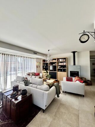  Villa � vendre 10 pi�ces 187 m�
