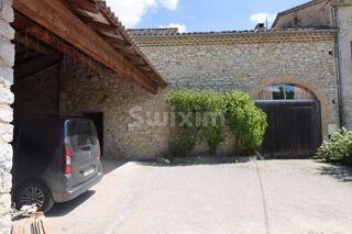  Maison  vendre 15 + pices 392 m