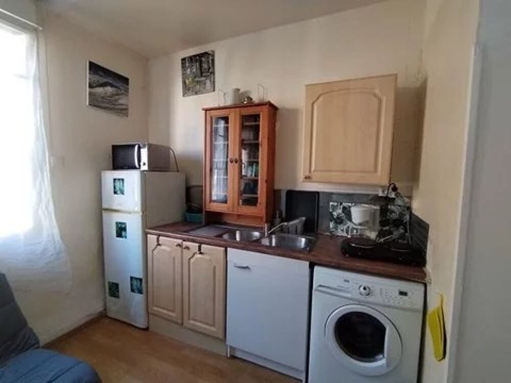 Location Appartement Deux pièces avec balcon et jardin Nice