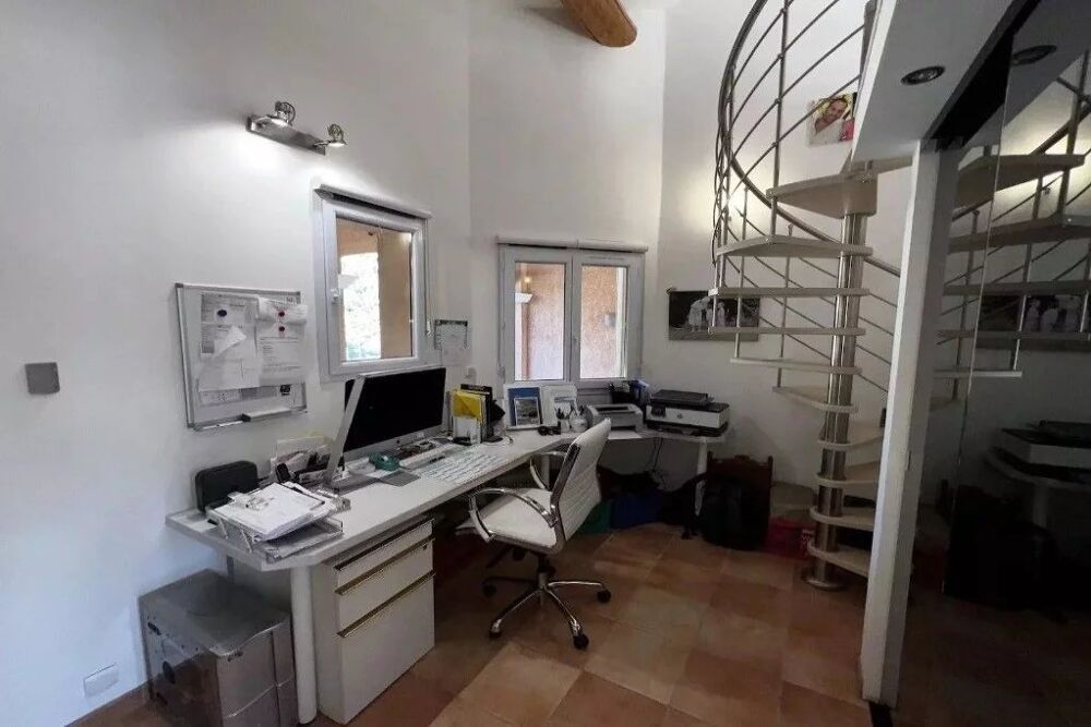 � vendre  Maison Cotignac (83570)