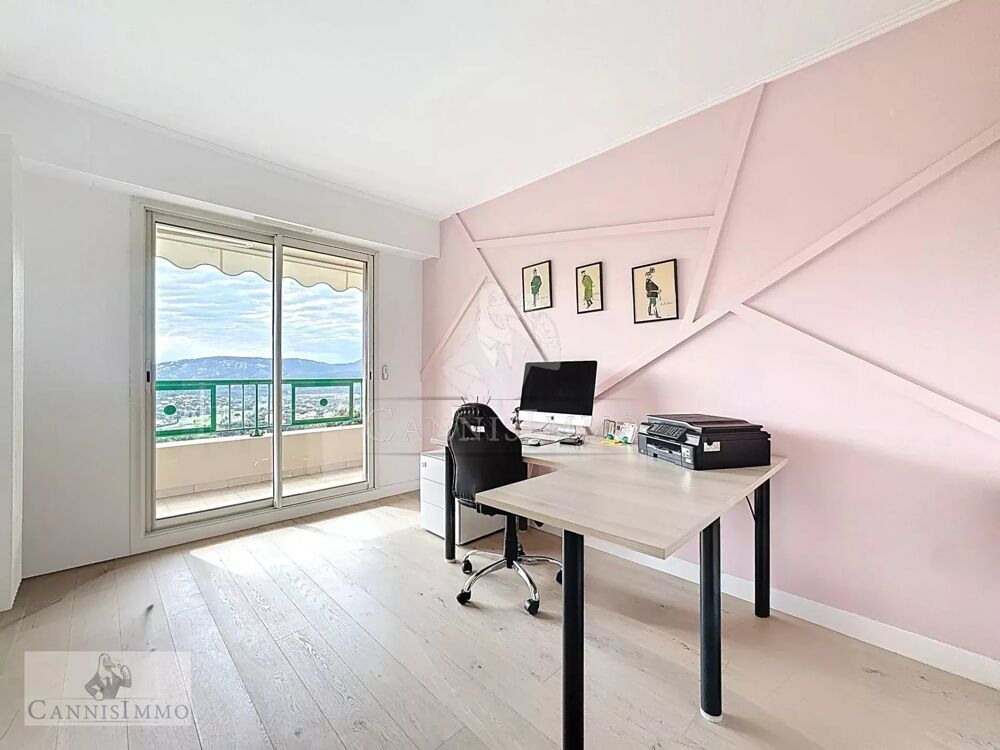 � vendre  Appartement Mandelieu-la-Napoule (06210)