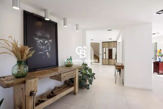  Maison  vendre 8 pices 400 m