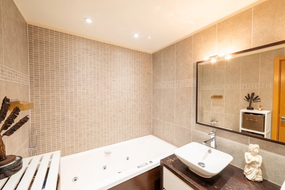 à vendre  Appartement Saint-Raphaël (83700)