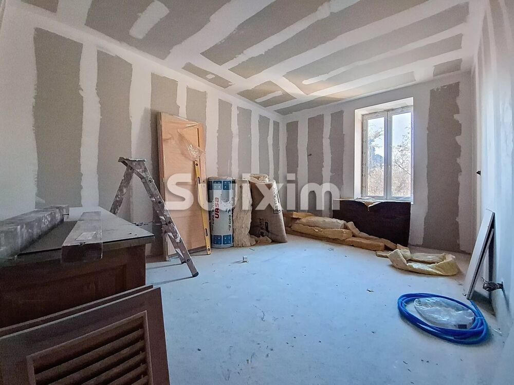 � vendre  Maison Valserh�ne (01200)