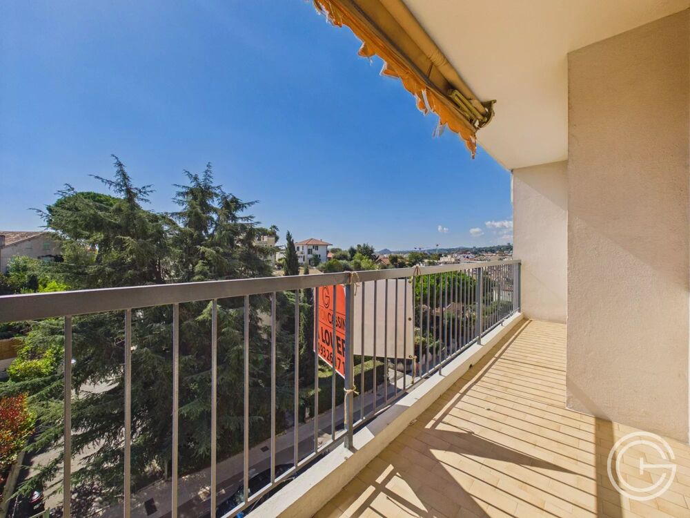 Location Appartement 4 PIECES AVEC PARKING - 29 AV DES TUILLIERES - CAGNES SUR MER Cagnes-sur-mer