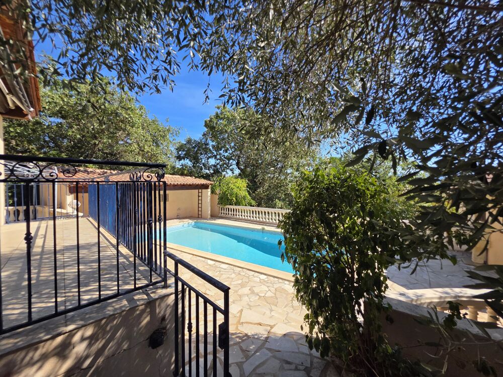 Villa plain-pied 114 m² - 3 chambres - piscine - garage