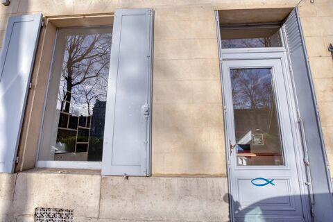 Local commercial 2290 78000 Versailles