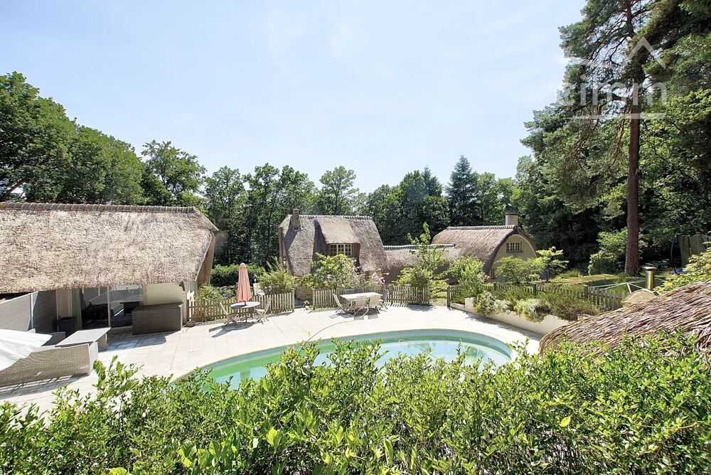 Propriété au coeur de la forêt