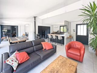  Maison  vendre 6 pices 175 m