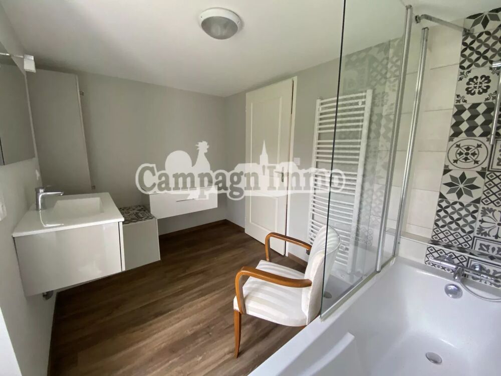 � vendre  Maison Saint-Vincent-de-Reins (69240)