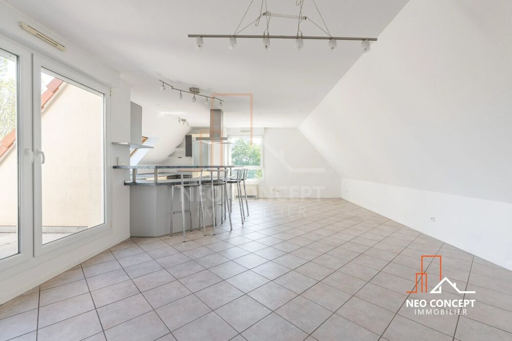 Location Appartement Beau 4 pièces de 94 m2 avec terrasse, parking, garage sis Gambsh Gambsheim