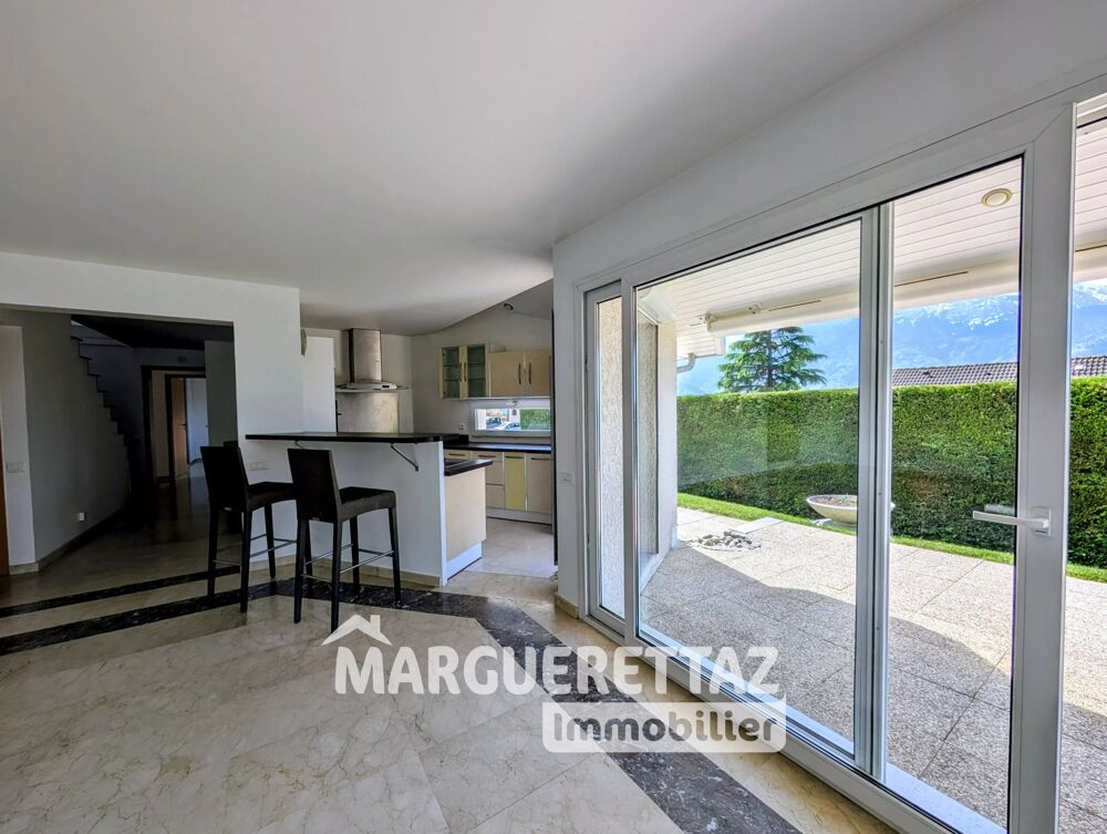 Villa de 180m² (330m² utile) sur 1200m² de terrain THYEZ