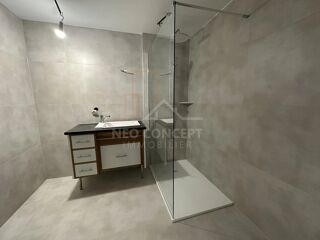  Appartement à louer 3 pièces 74 m²