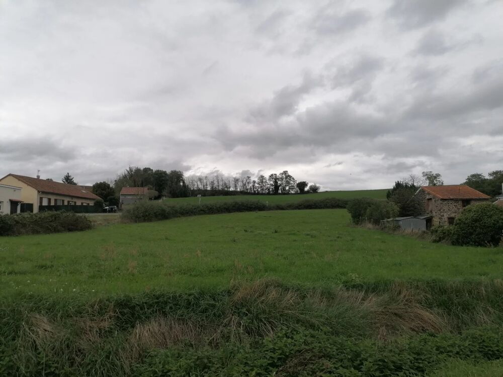 Vente Terrain TERRAIN CONSTRUCTIBLE  AVEC JOLIE VUE Moriat