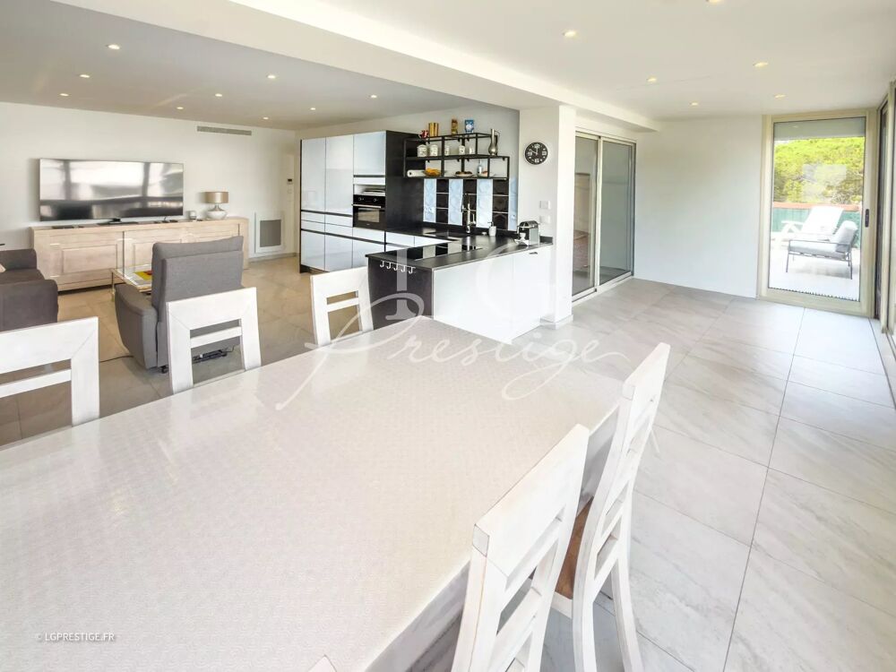 Vente Appartement 3P DANS RESIDENCE D'EXCEPTION PIEDS DANS L'EAU Mandelieu-la-napoule