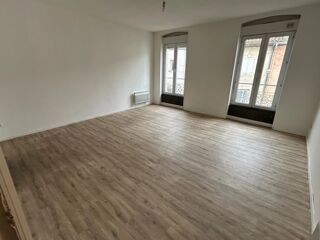  Appartement  louer 2 pices 80 m