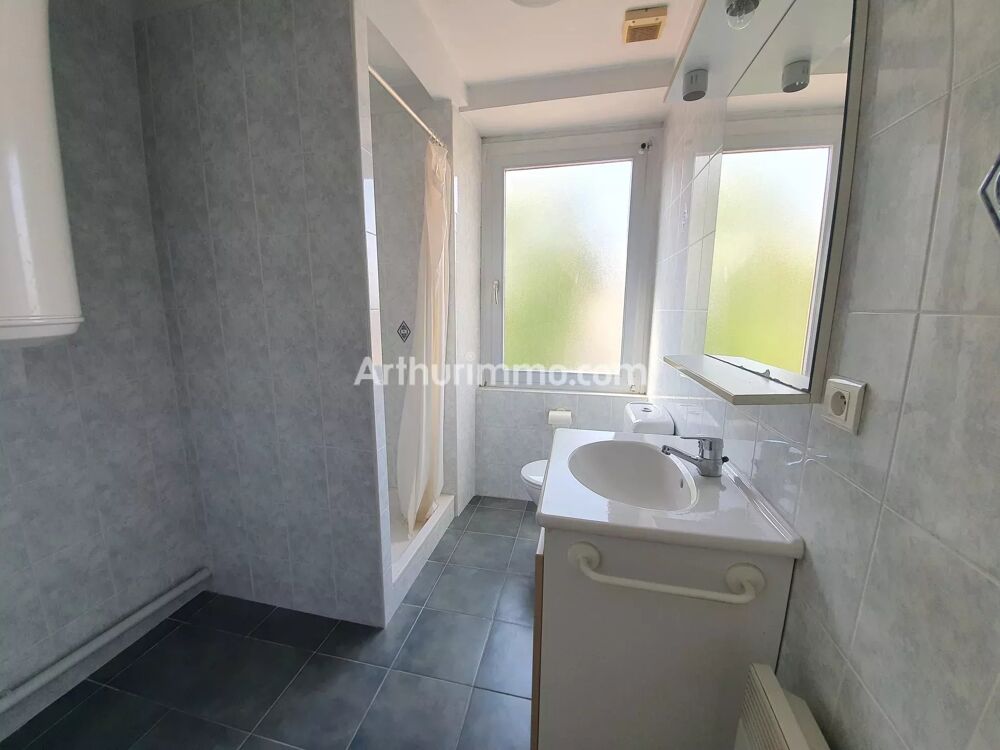 Location Appartement Appartement T1 - Centre ville Lons Lons-le-saunier