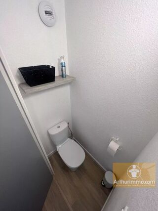  Appartement à louer 2 pièces 36 m² Sète