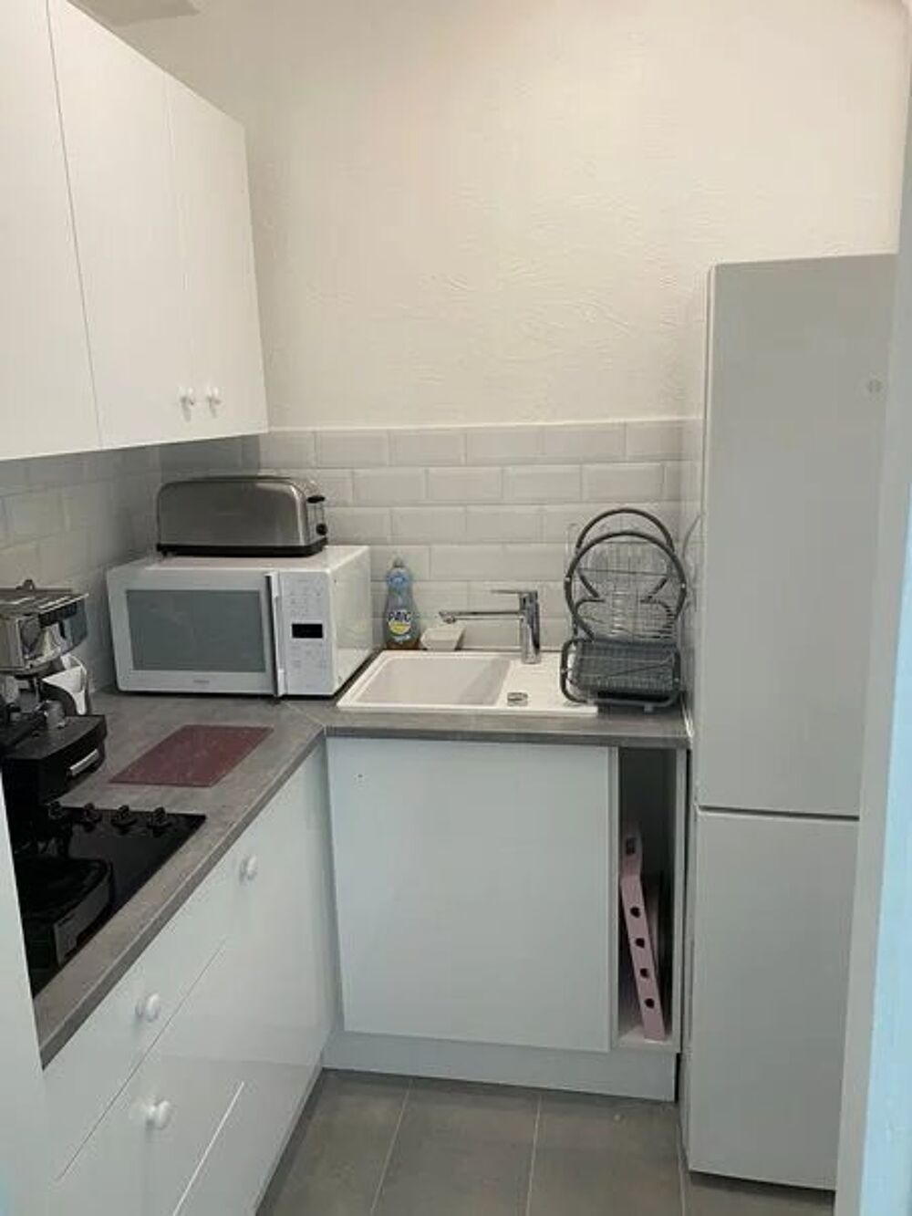 Location Appartement Studio de 30m² avec balcon sur le bord de mer de cagnes sur mer Cagnes-sur-mer