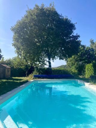  Immeuble � vendre 14 pi�ces 308 m�