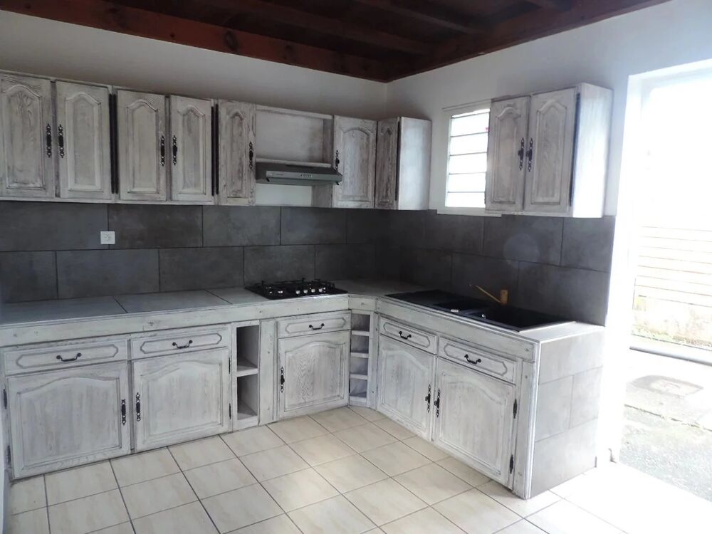 Location Maison SH 4383 : MAISON JUMELEE F4 DE 82 m² PETITE ILE Petite-Île